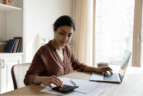 Girl doing budgeting 