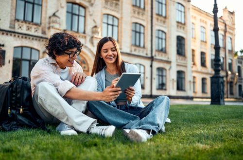 Try a creative or relaxed date instead