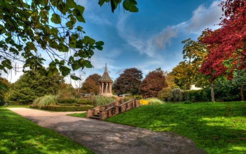 Nottingham's Arboretum park is a stunning urban green space (1)
